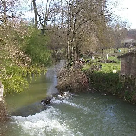 Les Claires Bed and breakfast 3*