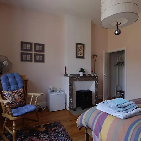 Les Claires Bed & Breakfast 3*