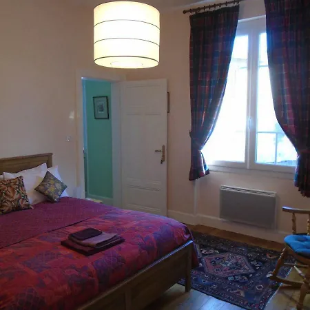 Les Claires Bed & Breakfast