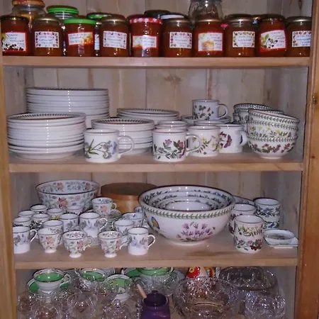 Les Claires Frühstückspension 3*
